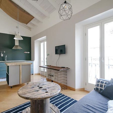 Gem Of The Lake - Luxury Apartment Como Old Town Exterior photo